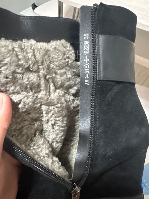 Продам зимние сапоги на платформе