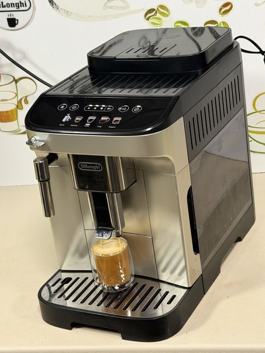 Кафемашина кафе автомат delonghi magnifica evo с гаранция