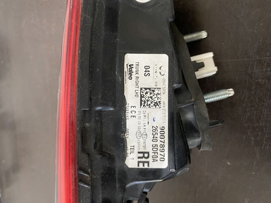 Stop dreapta led pe haion Infiniti Qx30 an 2016-2019