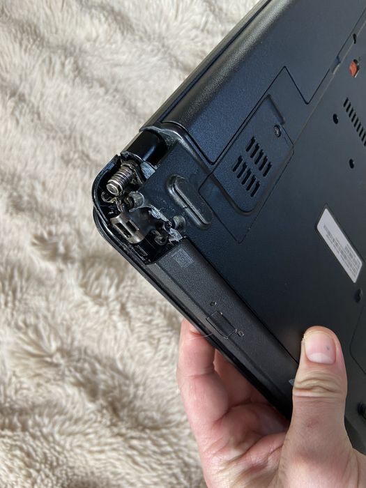 Продам ноутбук PackerdBell