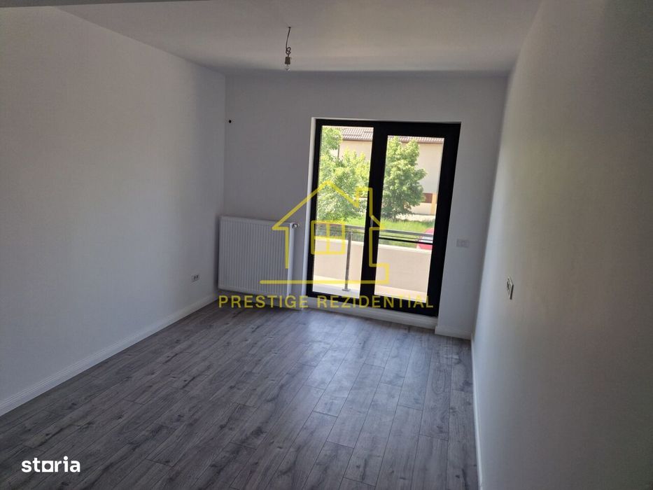 3 Camere / 101mp / Titan-Pallady / Terasa 35mp / Parter