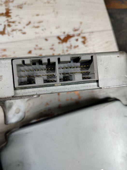 Комп Субару Форестер 2000г 2.5 Америка ej251