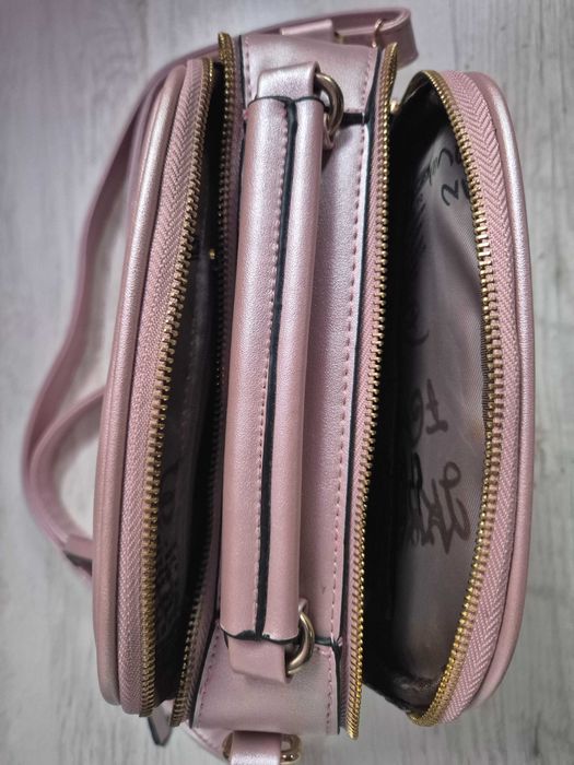 Geantă crossbody matlasată roz, pentru femei, din piele vegană