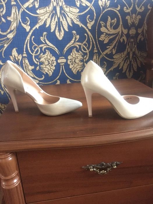 Продам красивые туфли