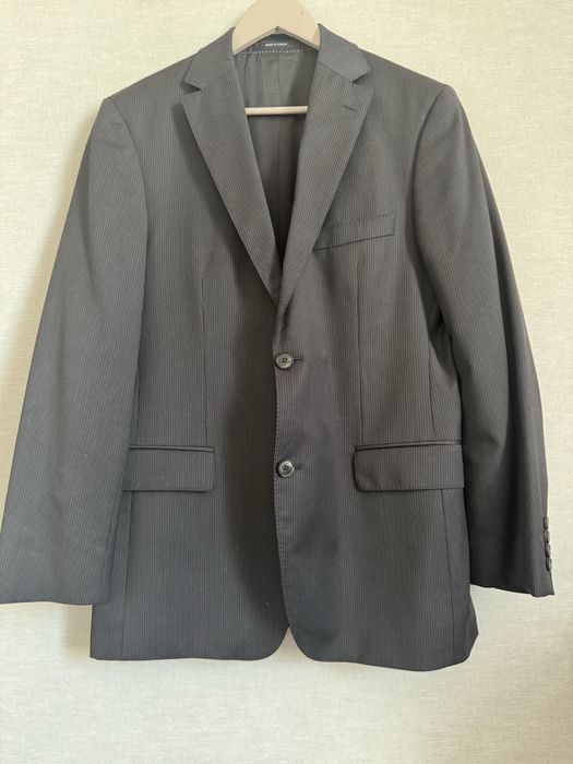 Костюи Hugo Boss