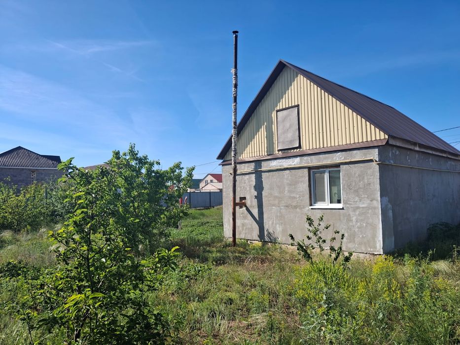 Участок с домиком