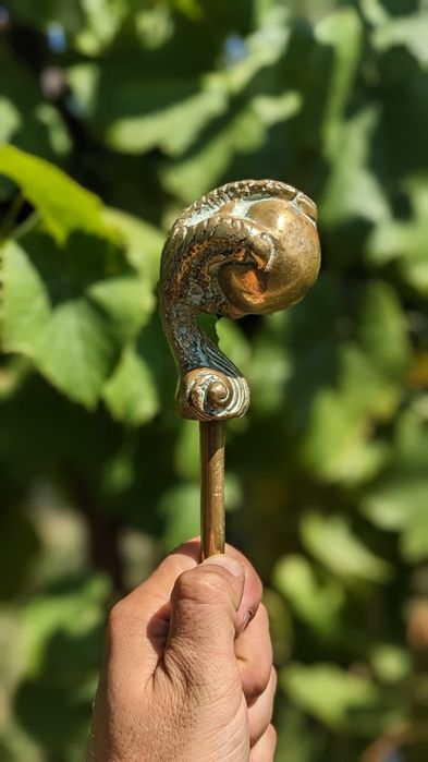 Unelte pt semineu, bronz ,gheara cu bila