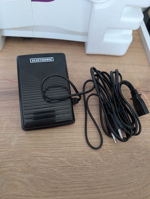 Шевна машина Singer M3505, неразличима от нова - 215€