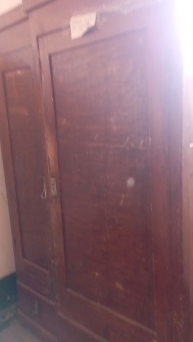 Продаю шкаф раритет.