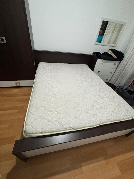 Спальный гарнитур