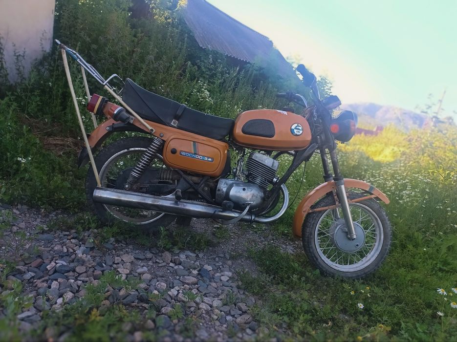 Продам мотоцикл  восход 3м