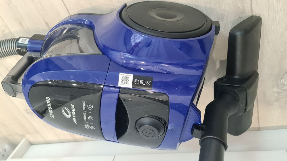 Продаётся пылесос Samsung