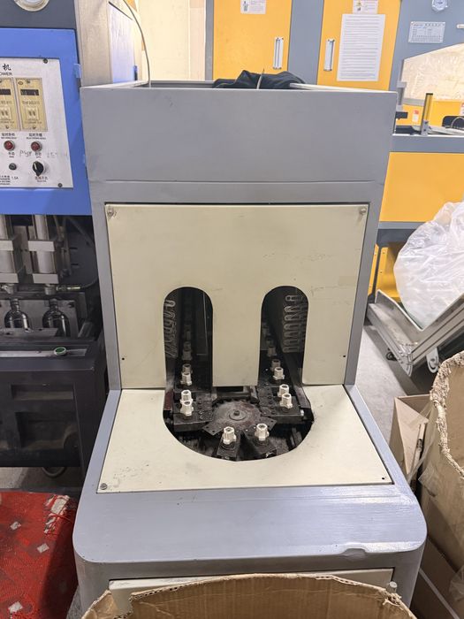 Продпю станки по выдуву бутылок