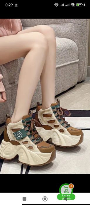 Vând ghete dama îmblănite