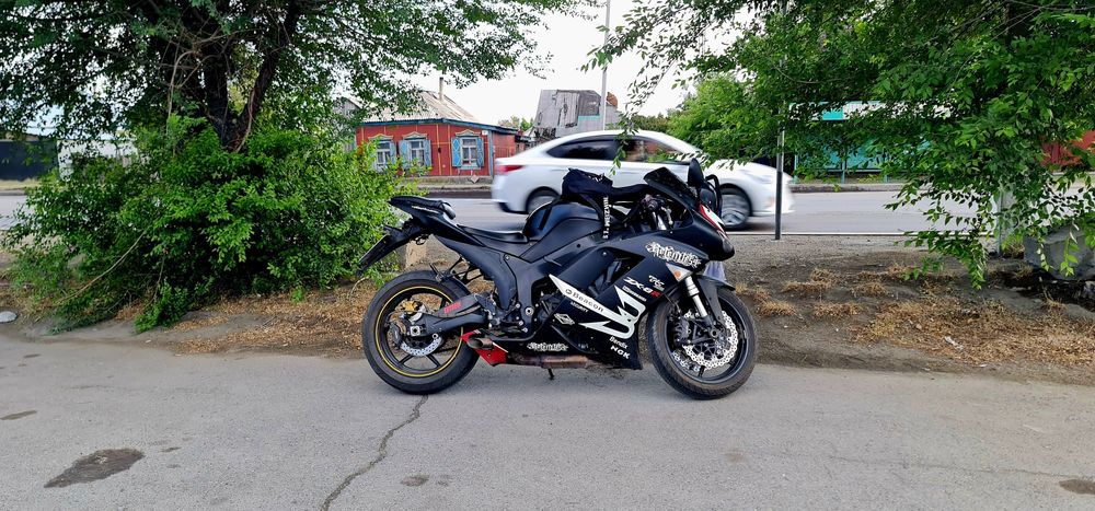 Продам мотоцикл zx6r