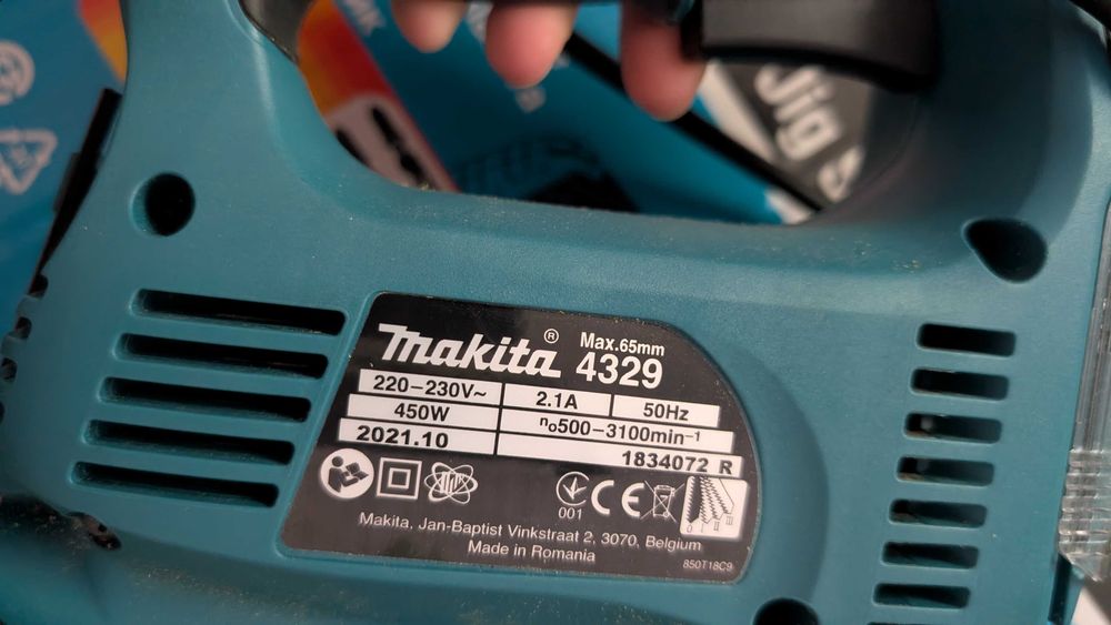 Fierastrau electric Makita