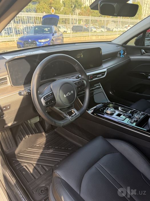 Kia k5 2025 yil  2 L Turbo Full
