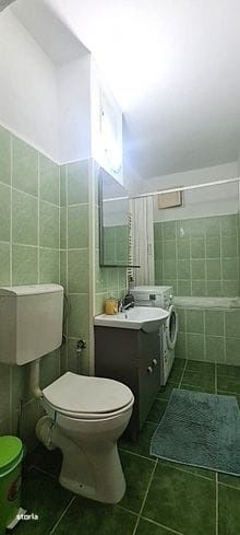Închiriez apartament 2camere, balcon