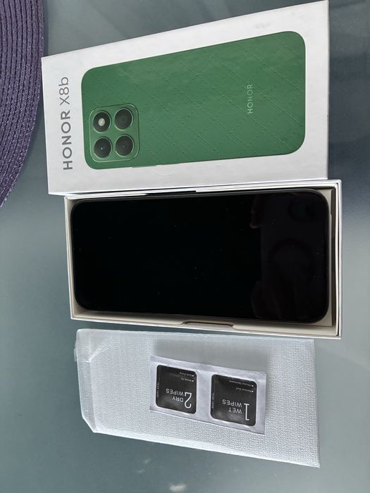 Продавам Honor X8b