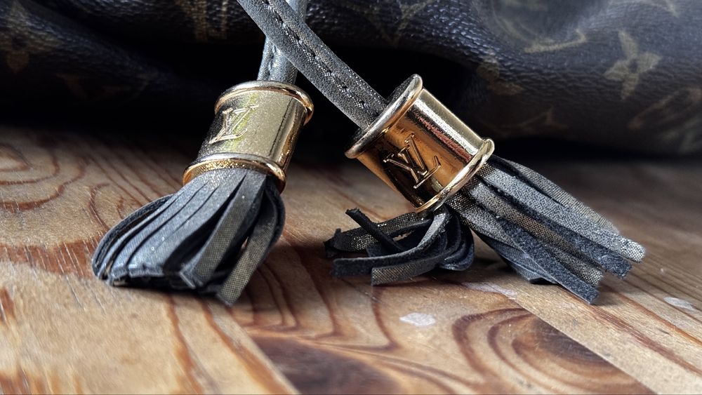 Geanta dama Louis Vuitton