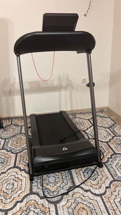 Inita бегова дорожка