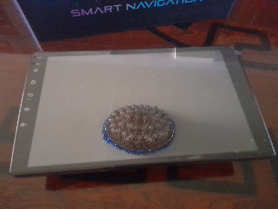 Продаётся монитор 9 дм