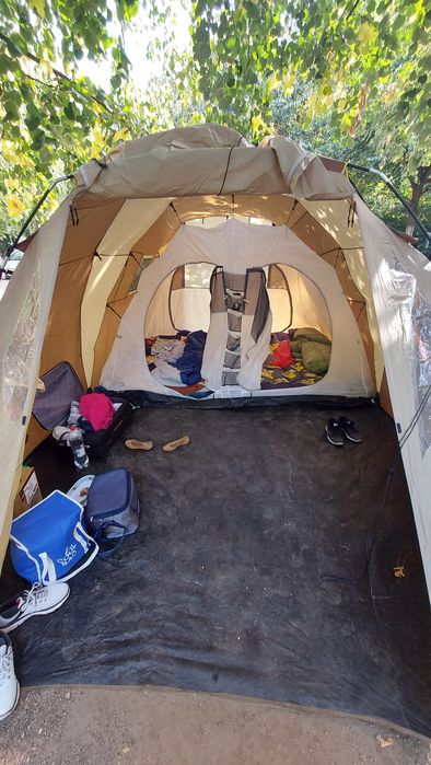 Cort 4 persoane Adventuridge