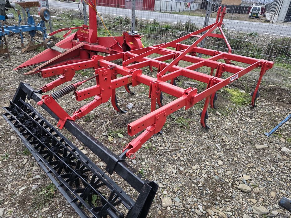 Scarificator Gruber Cultivator 2.2m metri