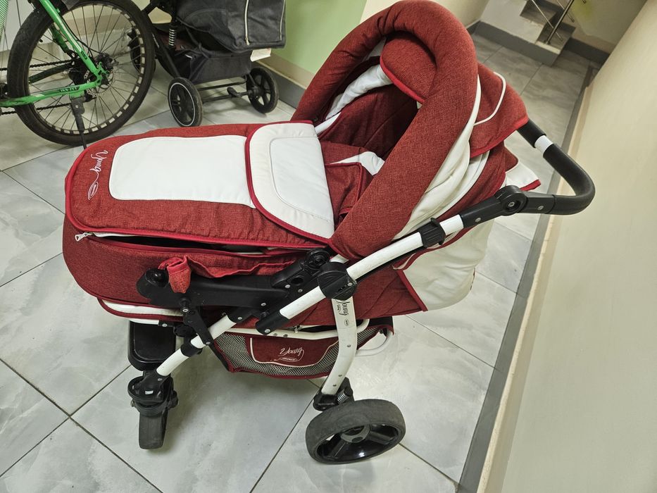 Продам детскую коляску