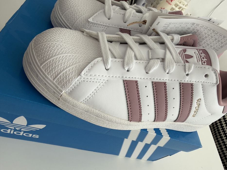 Оригилани дамски маратонки ADIDAS