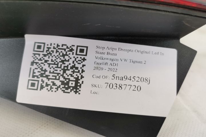 Стоп Десен Преден Оригинален Led В Добро Състояние Фолксваген ВВ Тигуа