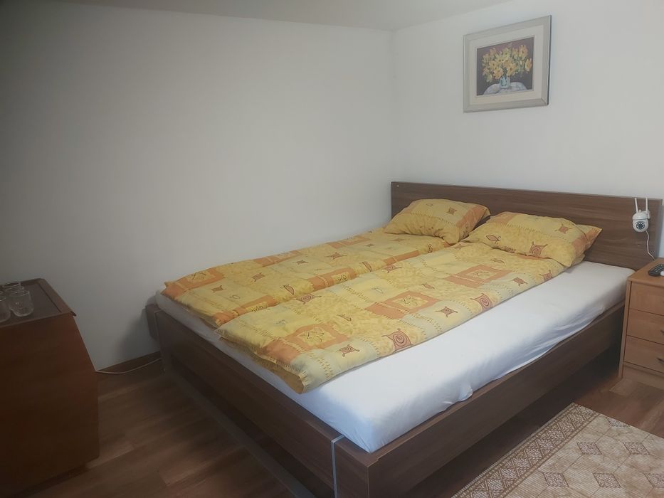 Inchiriez casa 3 insule