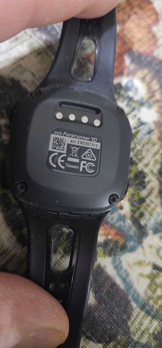 ceas sport Garmin Forerunner 10 garmin vivosmart hr