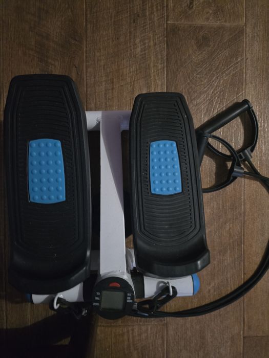 Продам  степпер спортивный