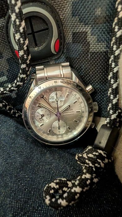 Omega автоматик 40мм отлично работещ и изглеждаш.