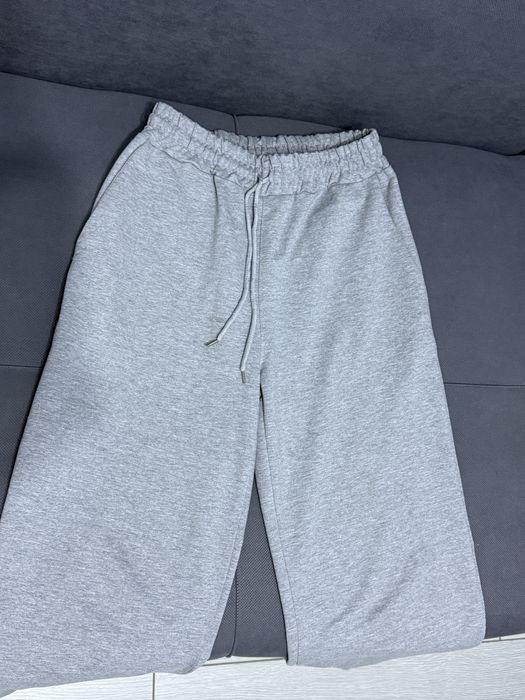 базовые серые штаны