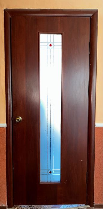 Продам межкомнатные двери