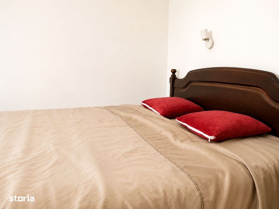 Apartament 3 camere, 74 mp + 2 balcoane, etaj 1,  Rădăuți