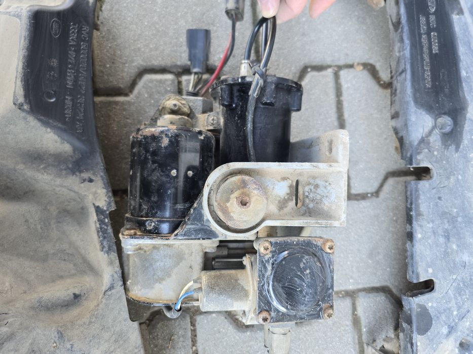 Оригинален компресор въздушно окачване-HITACHI  Land Rover Range Rover