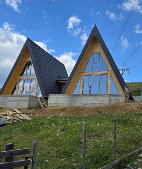 Vand casute din lemn tip A