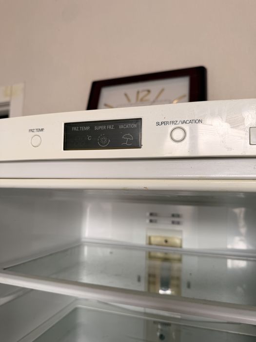 Двухкамерный холодильник LG