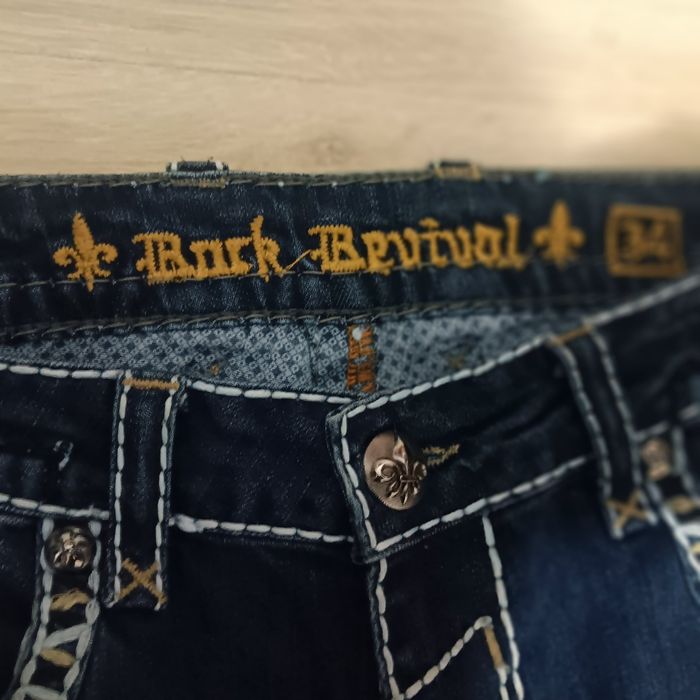 Blugi rock revival