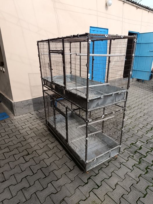 Клетка вольер сотилади.