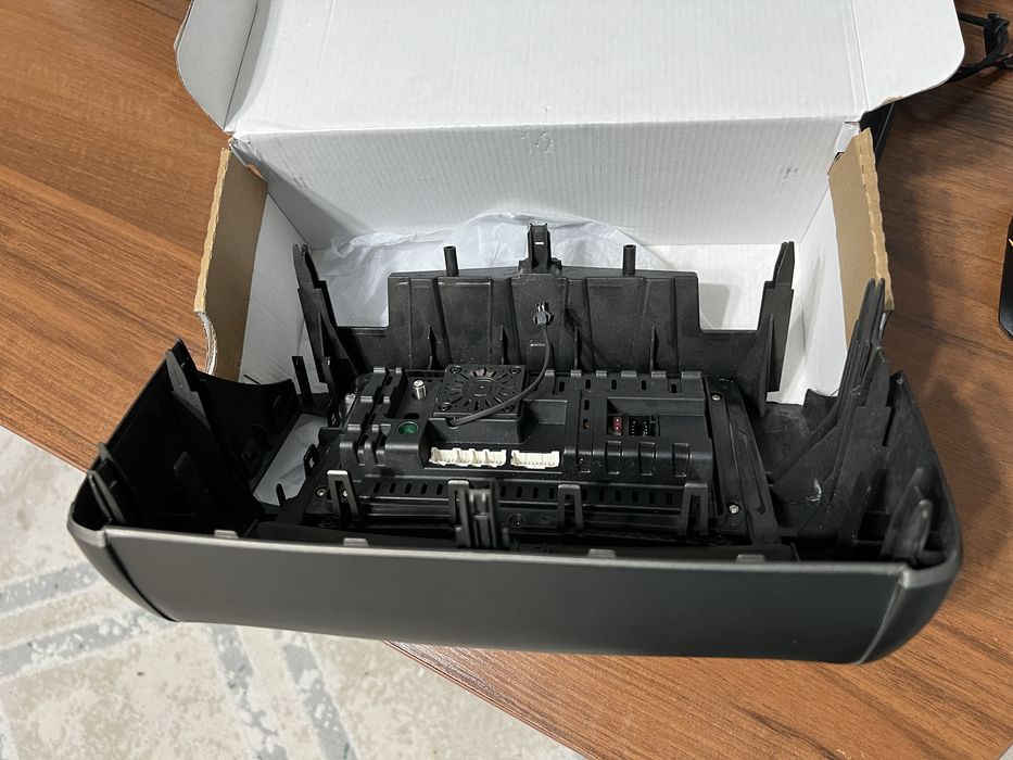 Автомогнитола Land Cruiser Prado