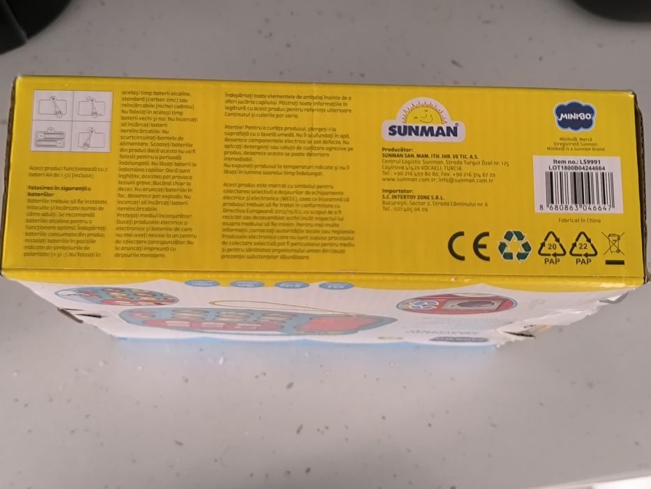 Telefon cu activități pentru bebelusi 6 luni +