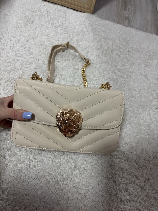 Дамска бяла чанта