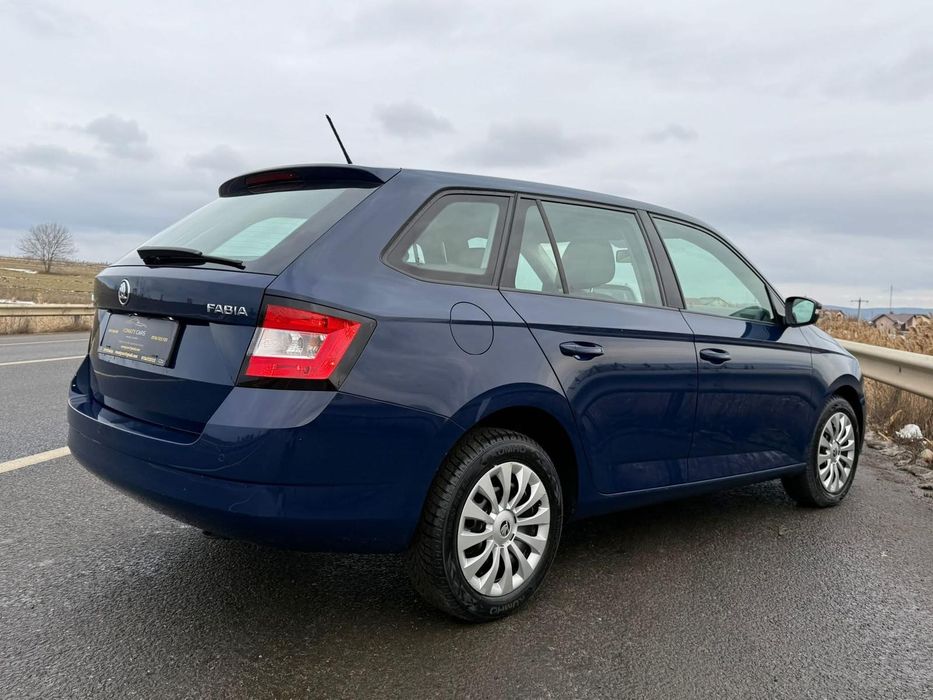 SKODA Fabia 2018 — imagine 4
