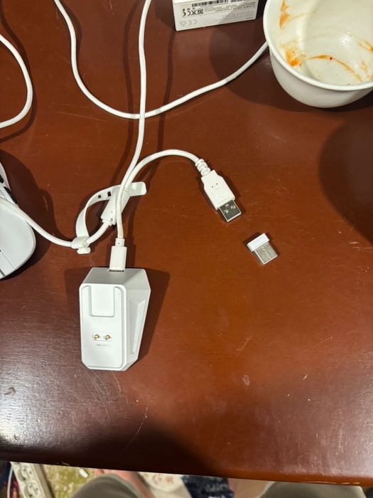 Продам мышку бесправодную