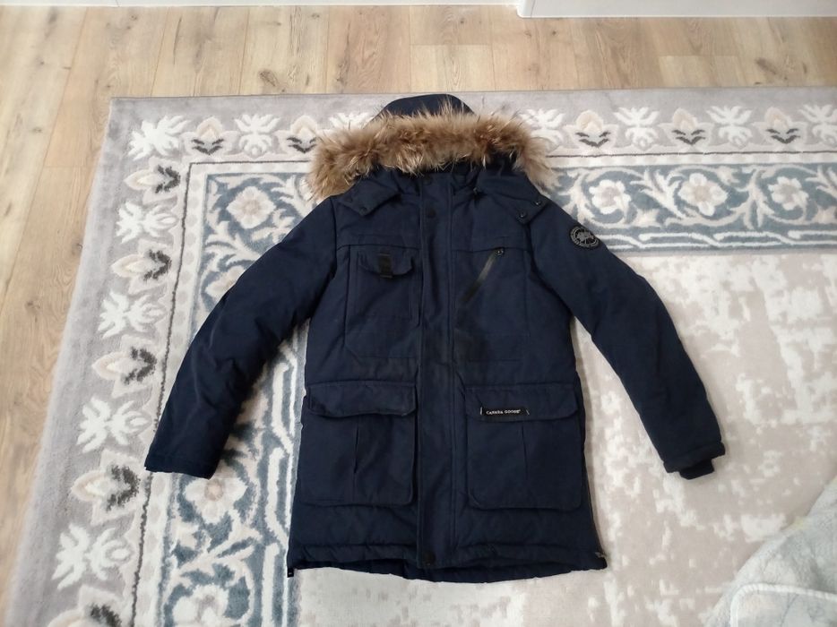 Зимняя теплая куртка