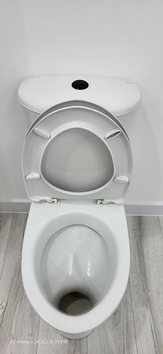 Продам унитаз Б/у за 10 000 тг.